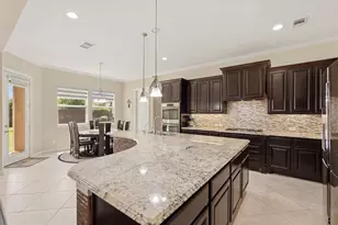 6011 Abercombie Ln, Sugar Land, TX 77479 - Photo 16