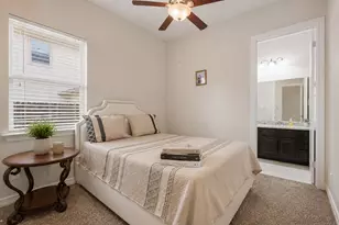6011 Abercombie Ln, Sugar Land, TX 77479 - Photo 22