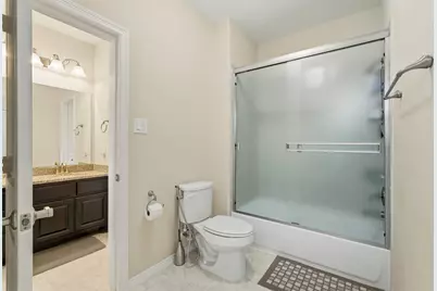 6011 Abercombie Lane, Sugar Land, TX 77479 - Photo 32