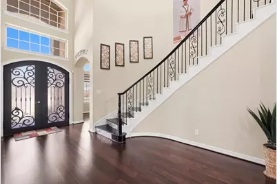 6011 Abercombie Lane, Sugar Land, TX 77479 - Photo 8