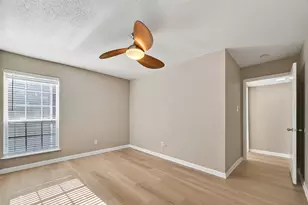 781 Country Pl Dr, Houston, TX 77079 - Photo 24