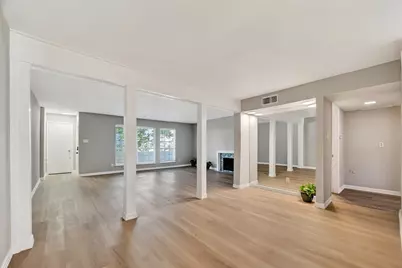 781 Country Place Drive #2054, Houston, TX 77079 - Photo 10