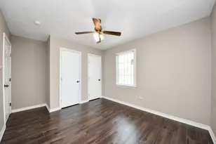 5202 Pensdale St, Houston, TX 77033 - Photo 18