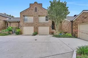 15952 Seahorse Dr, Houston, TX 77062 - Photo 2