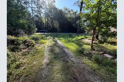 1150 S Timberlane Street, Vidor, TX 77662 - Photo 2