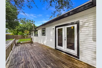 24 11th Avenue N, Texas City, TX 77590 - Photo 28