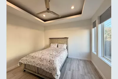 707 W Clay St, Houston, TX 77019 - Photo 8