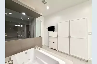 707 W Clay St, Houston, TX 77019 - Photo 12