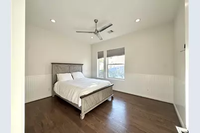 707 W Clay St, Houston, TX 77019 - Photo 18