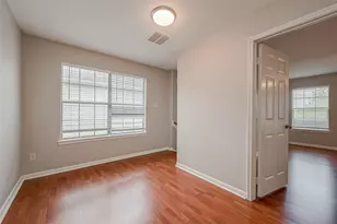 9234 Windswept Grove Dr, Houston, TX 77083 - Photo 18