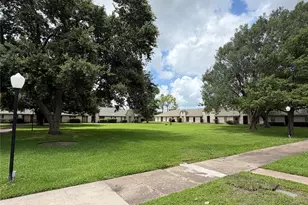 7178 Crownwest St, Houston, TX 77072 - Photo 16