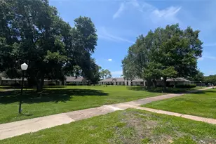 7178 Crownwest St, Houston, TX 77072 - Photo 16