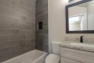7178 Crownwest St, Houston, TX 77072 - Photo 14