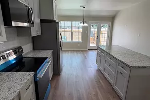 7178 Crownwest St, Houston, TX 77072 - Photo 4
