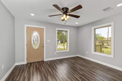 5210 Pickfair Street, Houston, TX 77026 - Photo 2