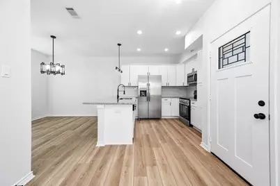 2018 Hampton Street #A, Houston, TX 77088 - Photo 8