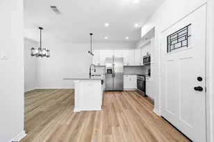 2018 Hampton St, Houston, TX 77088 - Photo 8