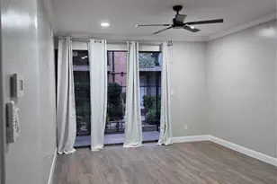 2475 Underwood St, Houston, TX 77030 - Photo 6