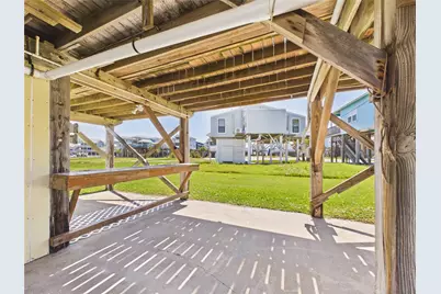 12878 Jean Lafitte Drive, Freeport, TX 77541 - Photo 20
