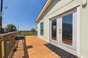 12878 Jean Lafitte Dr, Freeport, TX 77541 - Photo 4