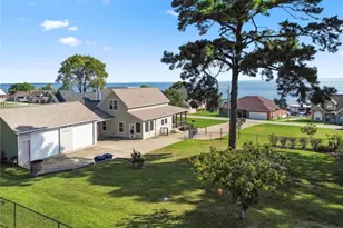 361 Bridgelanding, Onalaska, TX 77360 - Photo 4