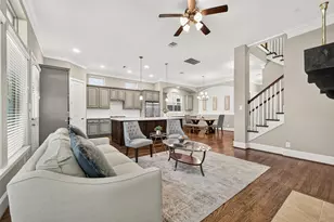 8217 Cabernet Ln, Houston, TX 77055 - Photo 10