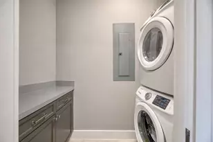 1714 Ashland St, Houston, TX 77008 - Photo 32