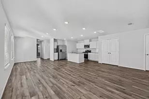 5243 Shallowhurst Ln, Katy, TX 77449 - Photo 6