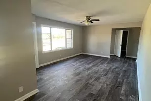 1013 W Spanish Camp Rd, Wharton, TX 77488 - Photo 2
