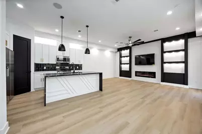 8313 Bassett St #B, Houston, TX 77051 - Photo 14
