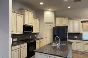 2801 Field Hollow Dr, Pearland, TX 77584 - Photo 8