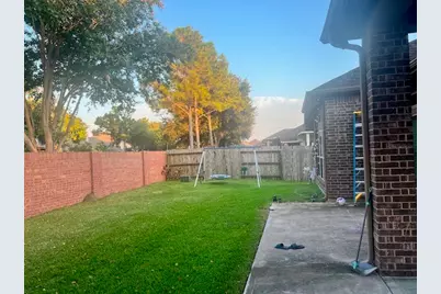 2801 Field Hollow Drive, Pearland, TX 77584 - Photo 6