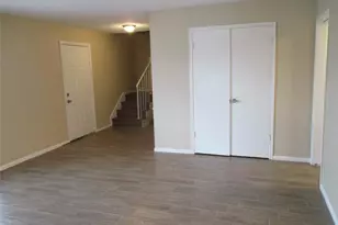 5506 Deep Forest Dr, Houston, TX 77092 - Photo 4