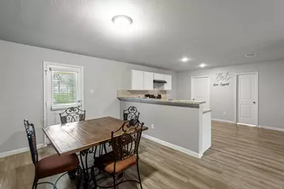 1800 Thompson Street, La Marque, TX 77568 - Photo 6