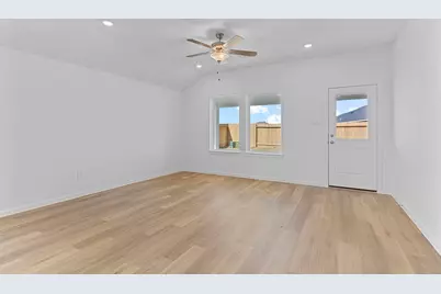 1527 Shimmering Ocean Way, Iowa Colony, TX 77583 - Photo 6