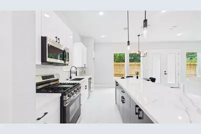 3748 Corder Street, Houston, TX 77021 - Photo 10