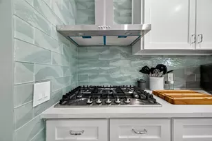 407 1/2 Fairbanks St, Houston, TX 77009 - Photo 10