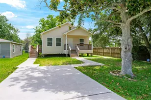 1125 Lake Rd, La Marque, TX 77568 - Photo 1