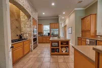7715 Old Tree Court, Sugar Land, TX 77479 - Photo 24