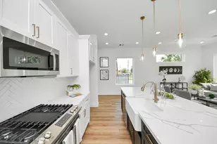 2434 Harrington St, Houston, TX 77026 - Photo 8