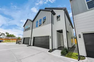 2434 Harrington St, Houston, TX 77026 - Photo 2