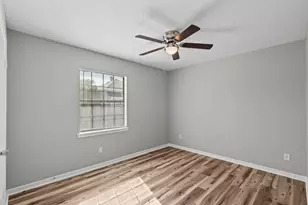 1927 Ave M 1/2, Galveston, TX 77550 - Photo 14