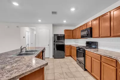 6715 Hillsdale Creek Drive, Houston, TX 77084 - Photo 10