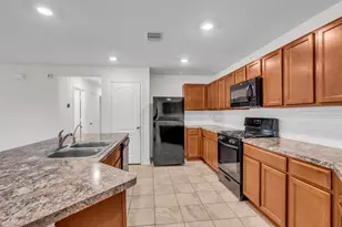 6715 Hillsdale Creek Dr, Houston, TX 77084 - Photo 10