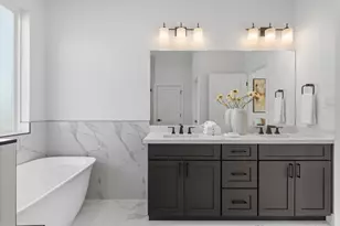 8709 Ojeman Villas Dr, Houston, TX 77055 - Photo 34