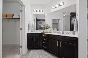 2303 Capulet St, Austin, TX 78741 - Photo 14