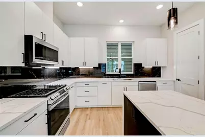 1518 Malvern Street, Houston, TX 77009 - Photo 12