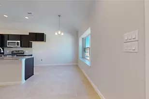 11821 E Gate Dr, Willis, TX 77318 - Photo 12