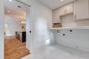 10506 Knoboak Dr, Houston, TX 77043 - Photo 12