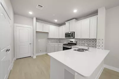 11919 De Carvalho Lane, Tomball, TX 77375 - Photo 4